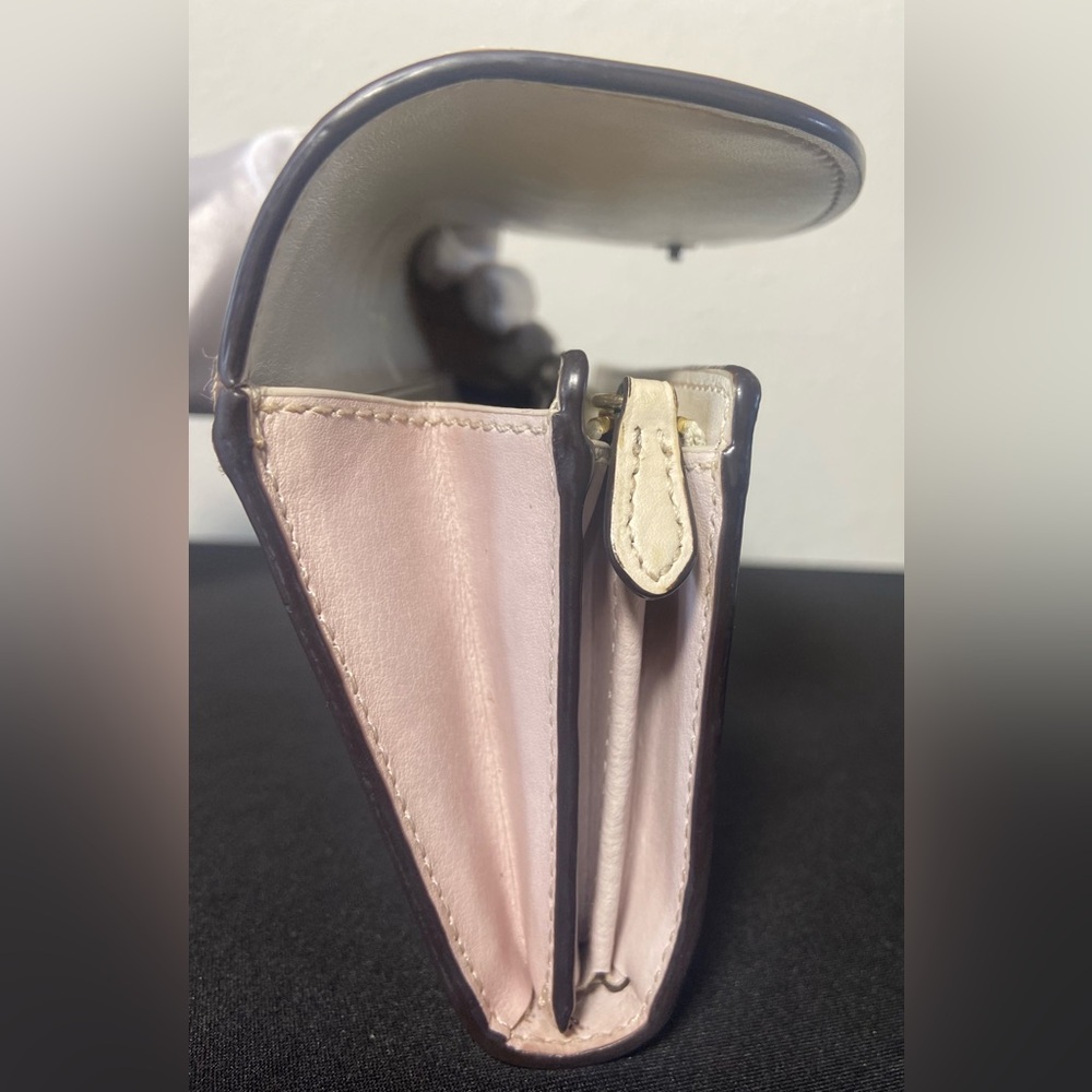 COACH Signature Slim Wallet EUC β¨π - Picture 13 of 16